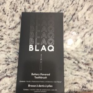 NWT BLAQ battery powered toothbrush